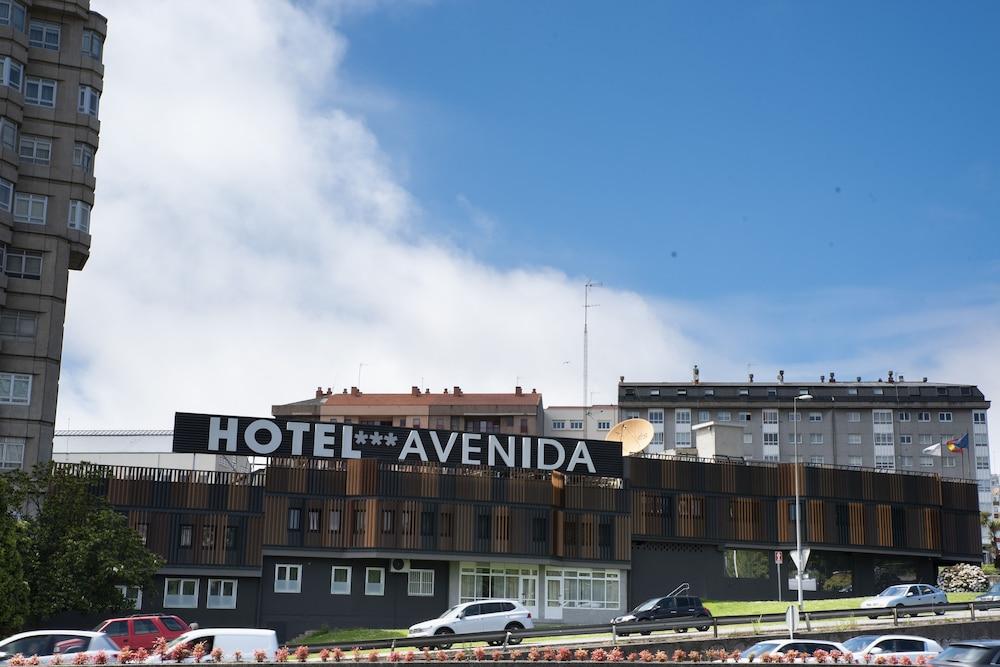 آكورونيا Hotel Avenida المظهر الخارجي الصورة
